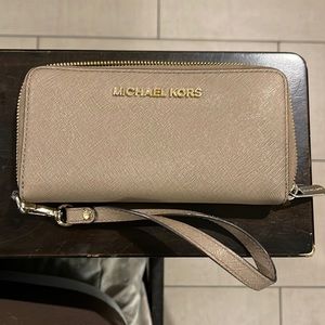 Michael Kors wallet